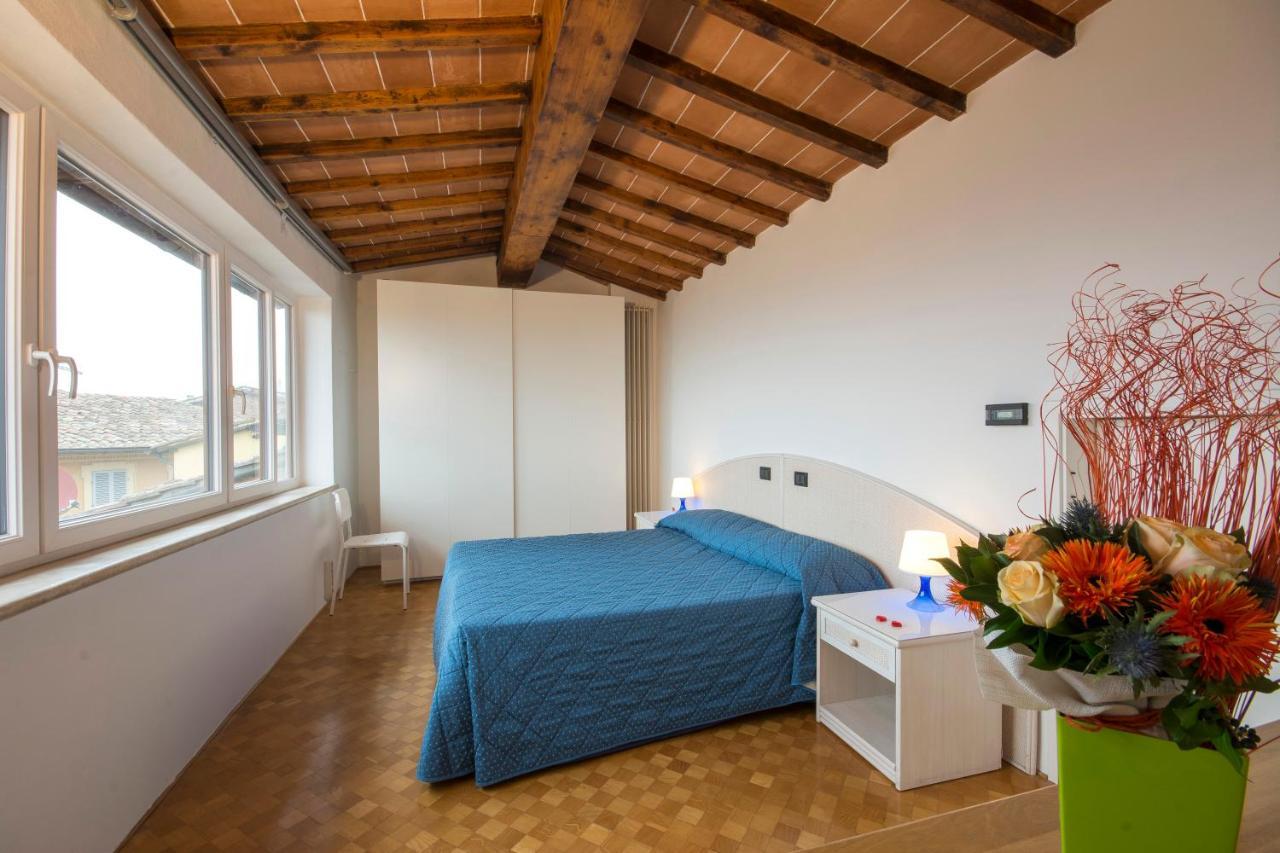 Astonish Cathedral View Apartment Siena Exterior photo
