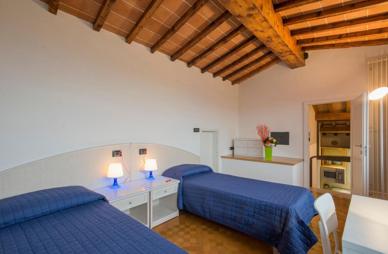 Astonish Cathedral View Apartment Siena Exterior photo