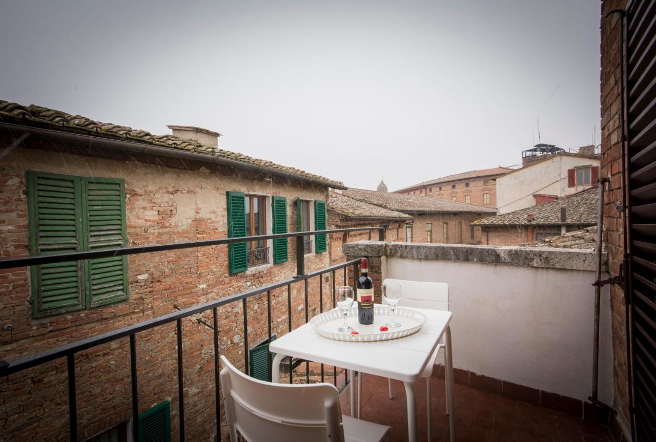 Astonish Cathedral View Apartment Siena Exterior photo