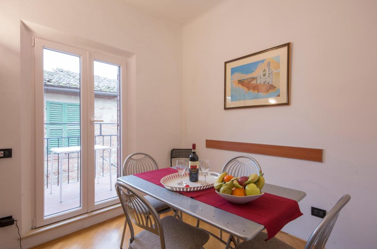 Astonish Cathedral View Apartment Siena Exterior photo